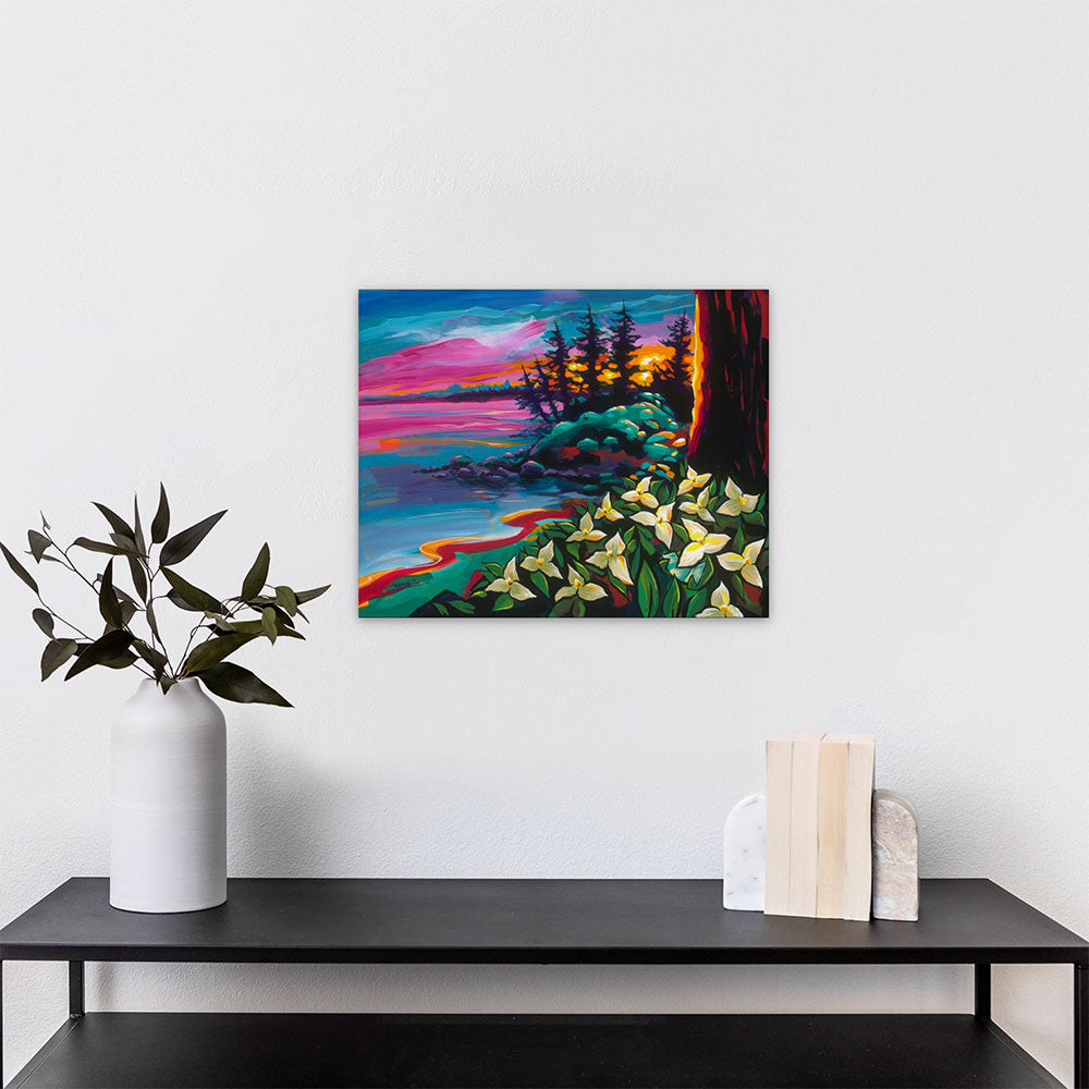 Sunlit Suntanned Trillium